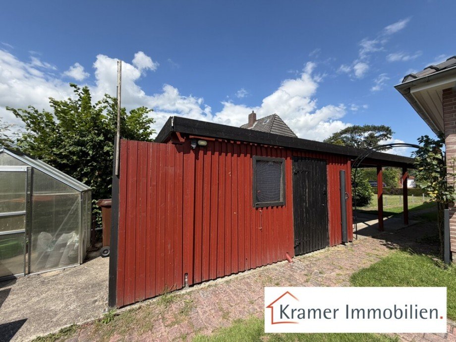 Carport mit separtem Ger�teraum Doppelhaush�lfte Varel / Langendamm